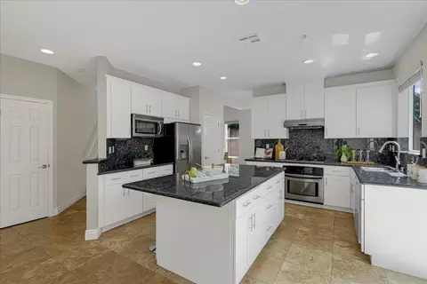 Kitchen - 4480 Peacock Ct, Dublin, CA 94568 photo 3 of 5