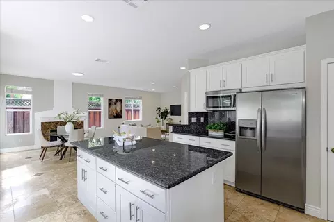 Kitchen - 4480 Peacock Ct, Dublin, CA 94568 photo 4 of 5