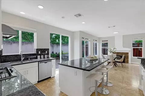 Kitchen - 4480 Peacock Ct, Dublin, CA 94568 photo 5 of 5