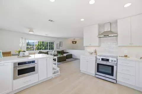 1567 Glencrest Dr, San Jose, CA 95118