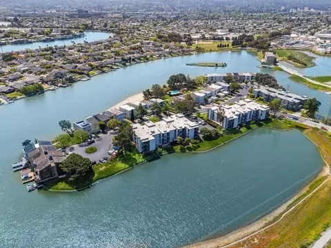 651 Port Dr 208, San Mateo, CA 94404