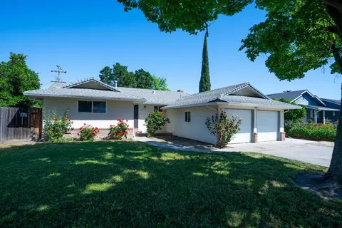 127 W Loretta Ave, Stockton, CA 95207