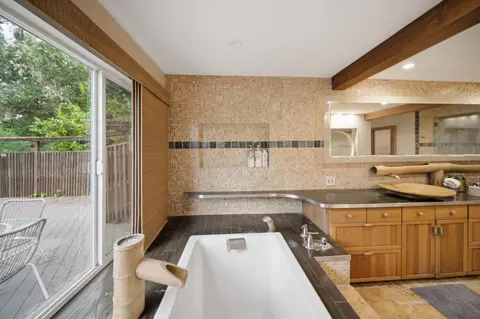 Bath - 1159 Barcelona Dr, Pacifica, CA 94044 photo 7 of 19