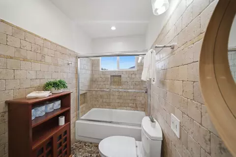 Bath - 1159 Barcelona Dr, Pacifica, CA 94044 photo 17 of 19