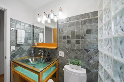 Bath - 1159 Barcelona Dr, Pacifica, CA 94044 photo 15 of 19