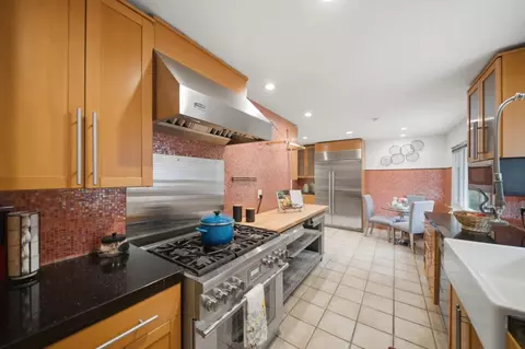Kitchen - 1159 Barcelona Dr, Pacifica, CA 94044 photo 1 of 8