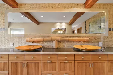 Bath - 1159 Barcelona Dr, Pacifica, CA 94044 photo 2 of 19