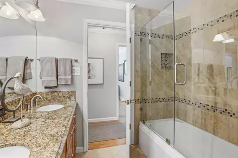 Bath - 1701 S Springer Rd, Mountain View, CA 94040 photo 2 of 4