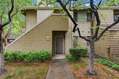 5697 Makati Cir B, San Jose, CA 95123