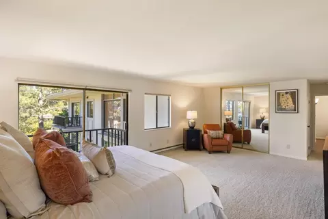 Bedroom - 4 Ocean Pines Ln, Pebble Beach, CA 93953 photo 3 of 7