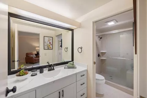 Bath - 4 Ocean Pines Ln, Pebble Beach, CA 93953 photo 1 of 4