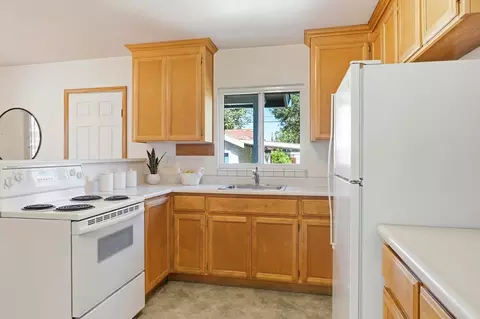 Kitchen - 7520 Carmel St, Gilroy, CA 95020 photo 2 of 2