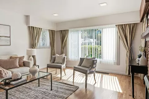 Living - 7520 Carmel St, Gilroy, CA 95020 photo 4 of 5