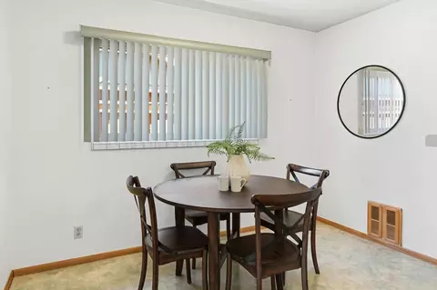 Dining - 7520 Carmel St, Gilroy, CA 95020 photo 2 of 3