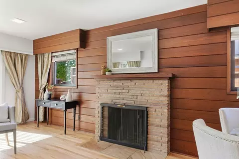 Living - 7520 Carmel St, Gilroy, CA 95020 photo 5 of 5