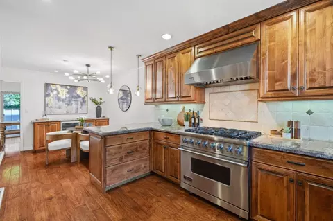 104 Cherry Hill Ct, Los Gatos, CA 95032