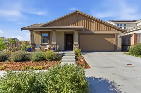 1920 Dylan St, Hollister, CA 95023