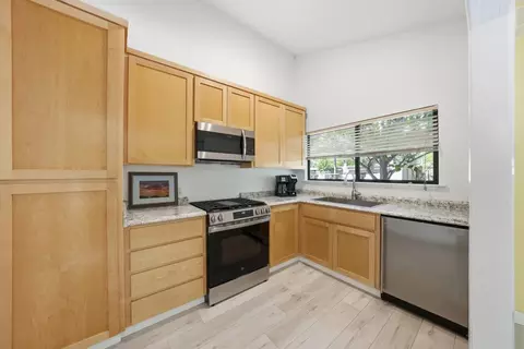 Kitchen - 701 Day Valley Rd, Aptos, CA 95003 photo 5 of 5