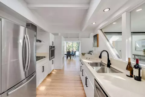 Kitchen - 744 Jackpine Ct, Sunnyvale, CA 94086 photo 3 of 3