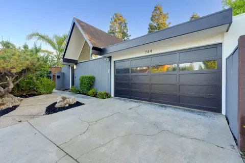 Exterior - 744 Jackpine Ct, Sunnyvale, CA 94086 photo 2 of 16