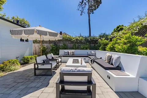 743 Bayview Ave, Pacific Grove, CA 93950