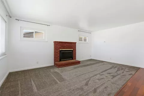 Living - 1140 Palm Ave, Seaside, CA 93955 photo 2 of 7
