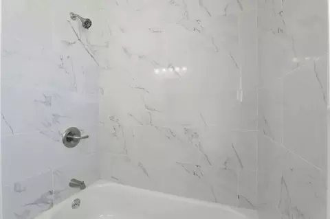 Bath - 1140 Palm Ave, Seaside, CA 93955 photo 2 of 2