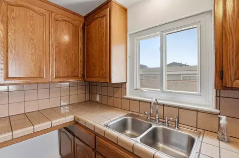 Kitchen - 1140 Palm Ave, Seaside, CA 93955 photo 3 of 4