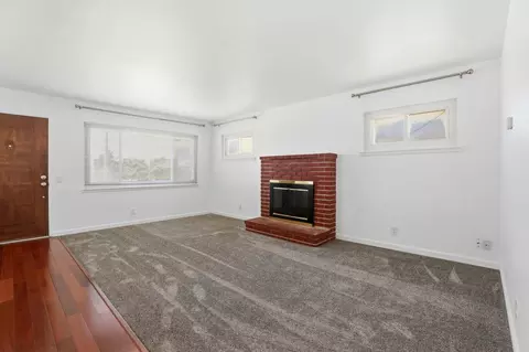 Living - 1140 Palm Ave, Seaside, CA 93955 photo 4 of 7
