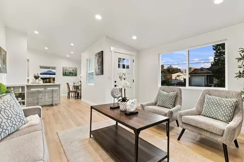Living - 837 Dwight Ave, Sunnyvale, CA 94086 photo 3 of 3