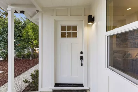 Entry Way - 837 Dwight Ave, Sunnyvale, CA 94086 photo 1 of 2