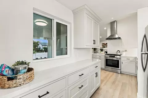Kitchen - 837 Dwight Ave, Sunnyvale, CA 94086 photo 3 of 3