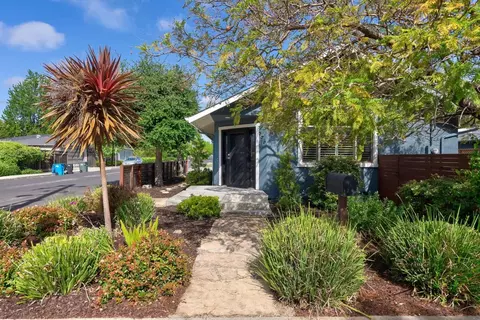 996 Hall St, San Carlos, CA 94070