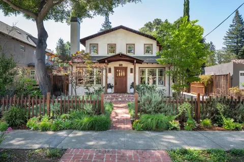 734 Guinda St, Palo Alto, CA 94301