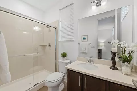Bath - 4028 Freestone Pl, Hayward, CA 94541 photo 1 of 3