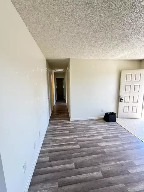Entry Way - 1791 Cherokee Dr 4, Salinas, CA 93906 photo 1 of 2