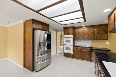 Kitchen - 1425 Winkle Dr, Chico, CA 95926 photo 8 of 9