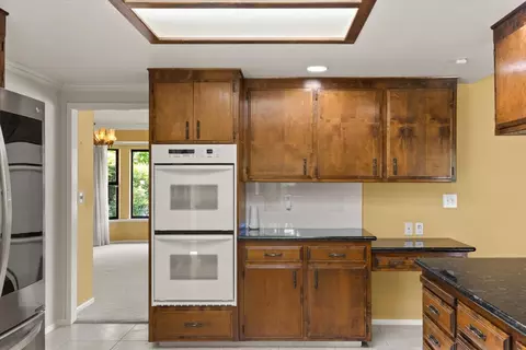Kitchen - 1425 Winkle Dr, Chico, CA 95926 photo 7 of 9