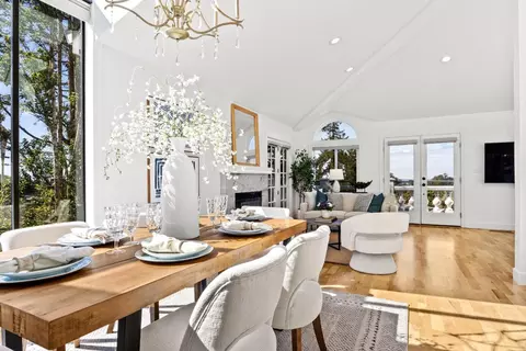 Dining - 255 Thunderbird Dr, Aptos, CA 95003 photo 2 of 2