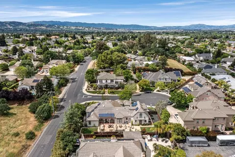 View/Area - 2188 Mclean Pl, Livermore, CA 94550 photo 12 of 14