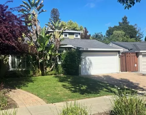 2736 Delaware Ave, Redwood City, CA 94061