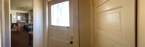 Entry Way - 32 Laura St, San Francisco, CA 94112 photo 1 of 3