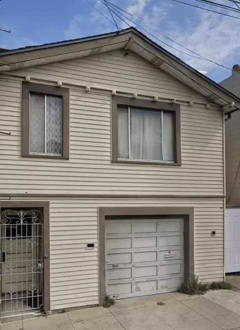 32 Laura St, San Francisco, CA 94112