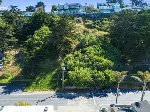 534 Beach Dr, Aptos, CA 95003 photo 6