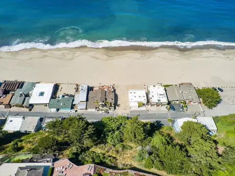 534 Beach Dr, Aptos, CA 95003
