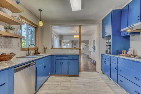 Kitchen - 431 West St, Salinas, CA 93901 photo 1 of 3