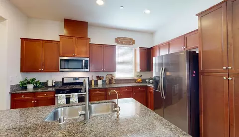 Kitchen - 1151 La Colina St, Soledad, CA 93960 photo 3 of 3