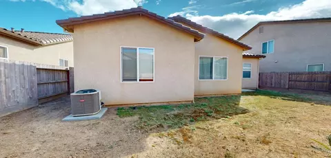 Exterior - 1151 La Colina St, Soledad, CA 93960 photo 7 of 8