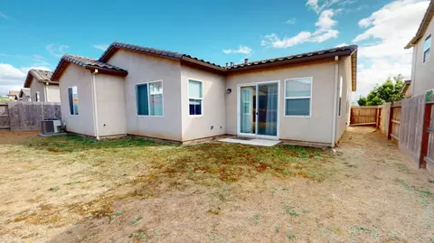 Exterior - 1151 La Colina St, Soledad, CA 93960 photo 5 of 8