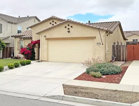 Exterior - 1151 La Colina St, Soledad, CA 93960 photo 2 of 8